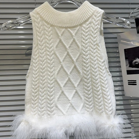Feather cropped knit (cream) top
