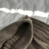 Side slit knitted skirt (khaki)